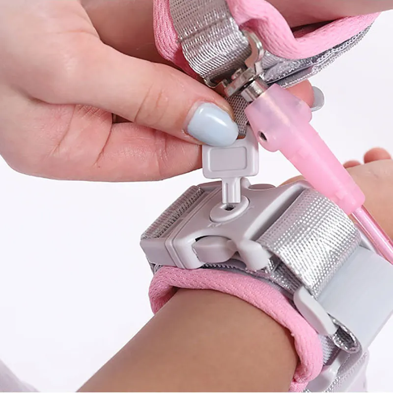 Child Anti-Lost Rope with One-to-One Key Lock and Adjustable Wristband  Pink image 3