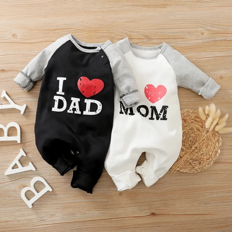 100% Cotton Letter and Heart Print Long-sleeve Baby Jumpsuit White image 2