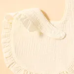100 % Baumwolle reine Farbe Rüschenbesatz texturiertes Babylätzchen Druckknopfgaze waschbar Sabber Zahnen Speichelhandtuch Lätzchen Beige image 3