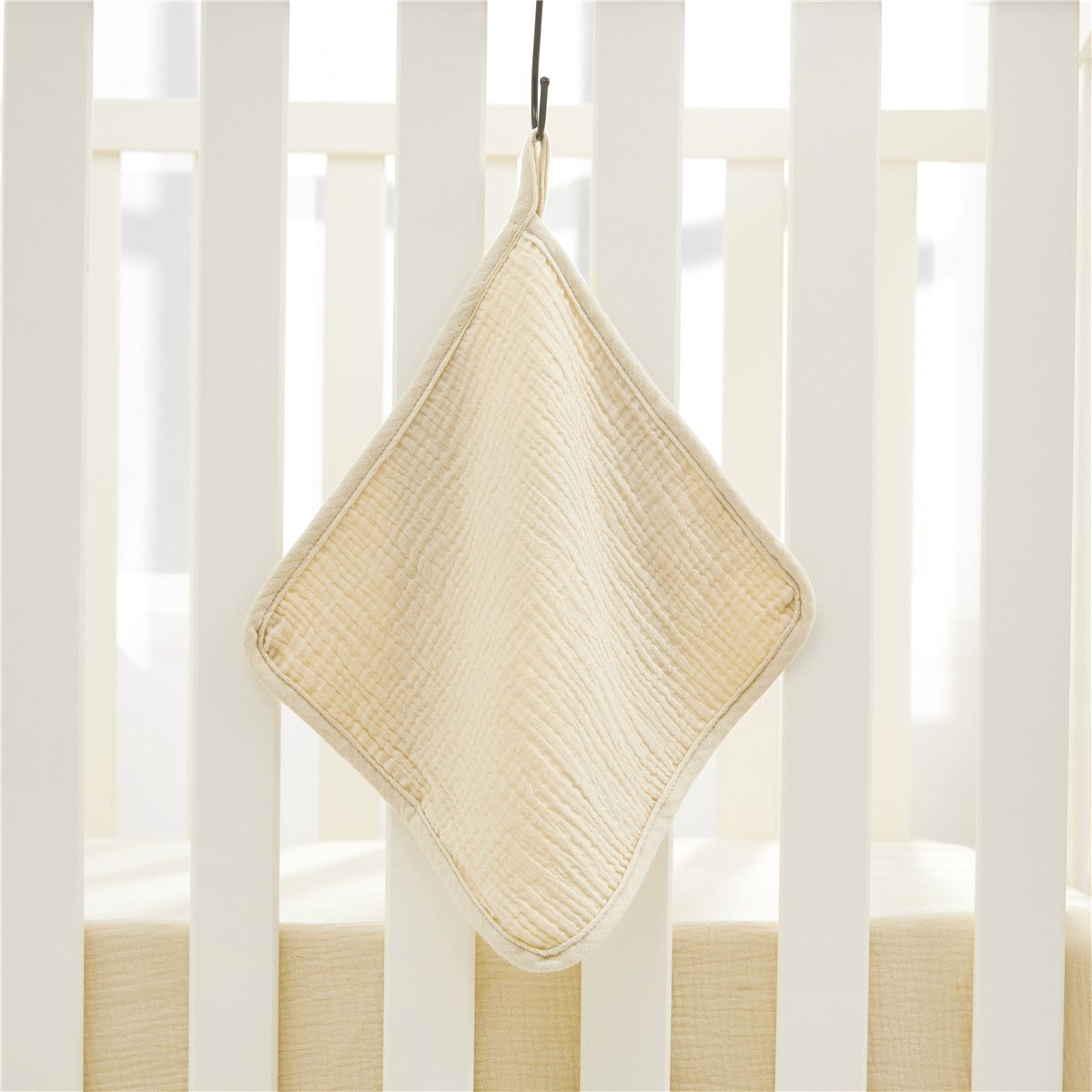 100% Cotton Muslin Baby Gear Includes Bib / Swaddling Blanket / Crib Sheet / Single Layer Quilt / Bu