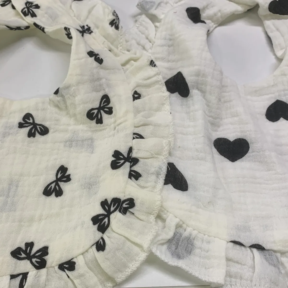 100% Cotton Ruffle Soft Comfy Breathable Gauze Fabric Unisex Babies' Teething Bibs Color-D