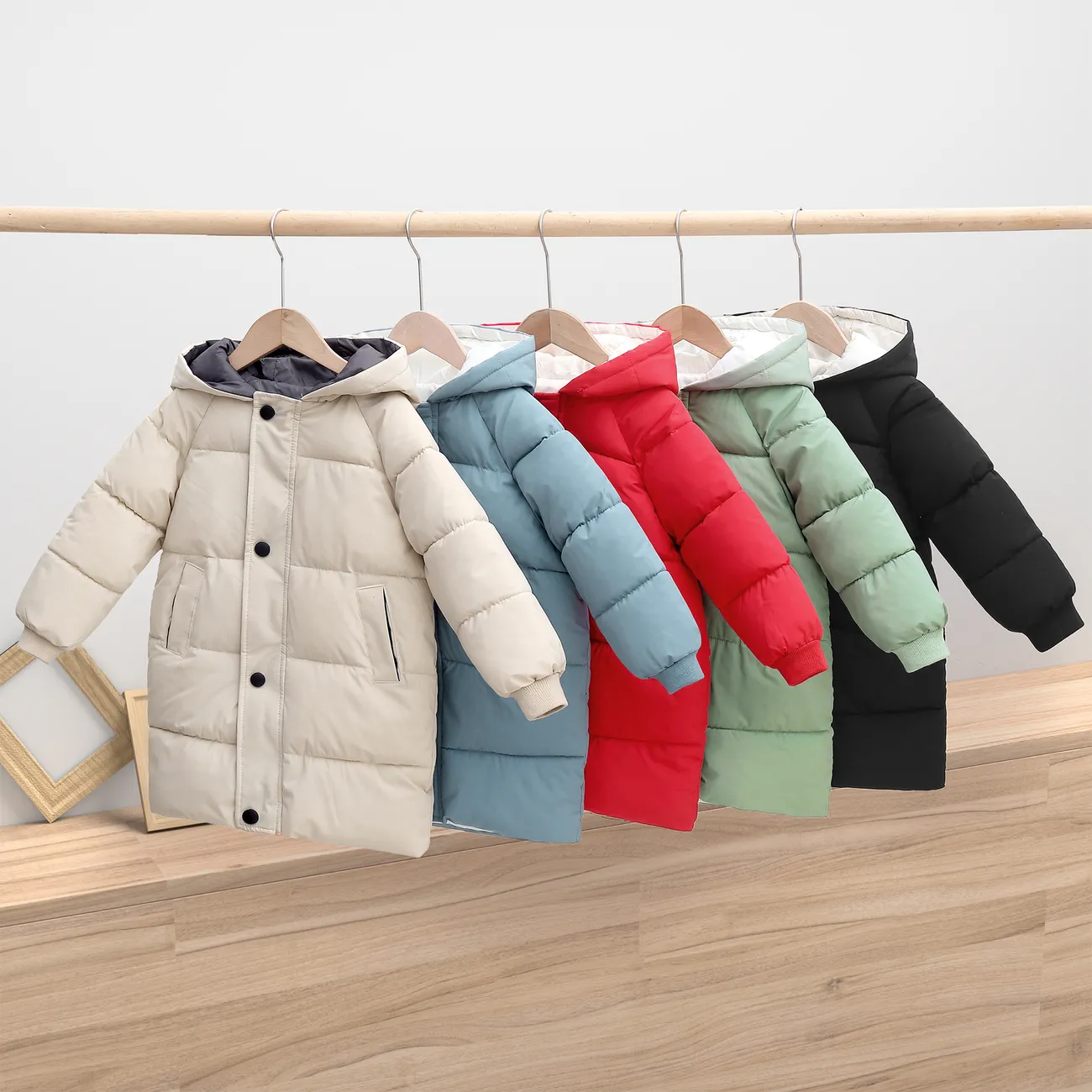 abrigo acolchado con diseño de botón con capucha de color sólido básico para niño/niña Verde big image 1