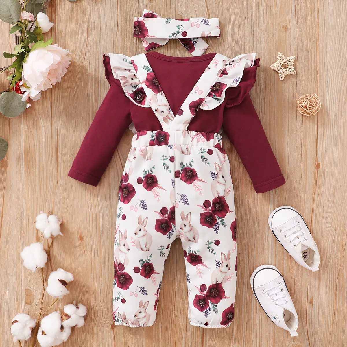 3pcs Baby Girl 95% Cotton Long-sleeve Romper and Floral Print Ruffle Overalls with Headband Set Burgundy image 3