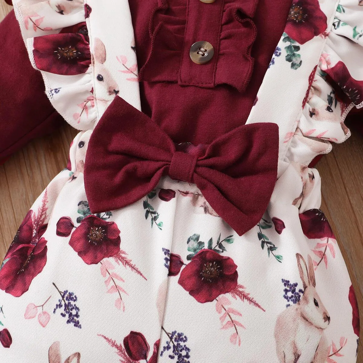 3pcs Baby Girl 95% Cotton Long-sleeve Romper and Floral Print Ruffle Overalls with Headband Set Burgundy big image 1