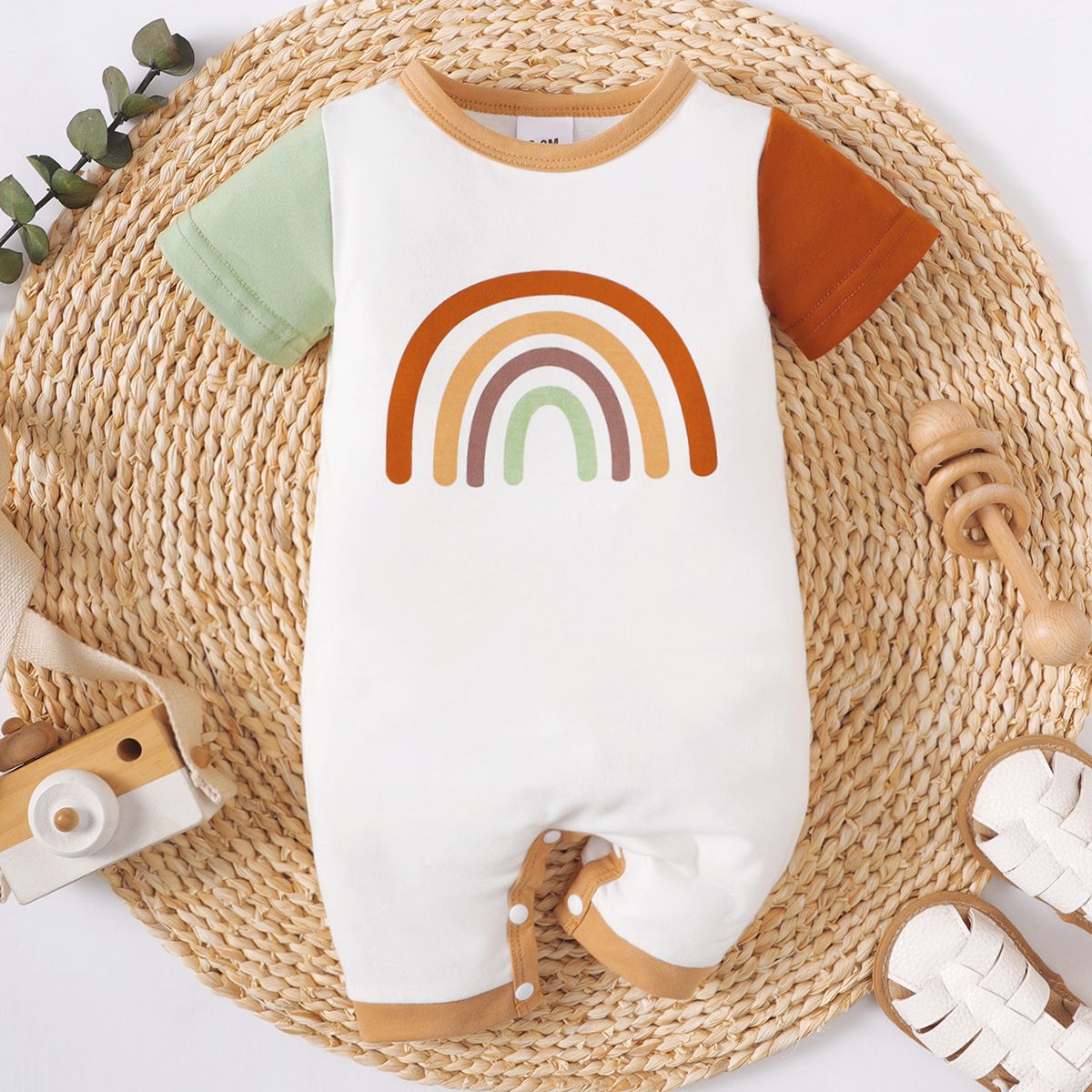 

Baby Boy 95% Cotton Rainbow Print Short-sleeve Jumpsuit