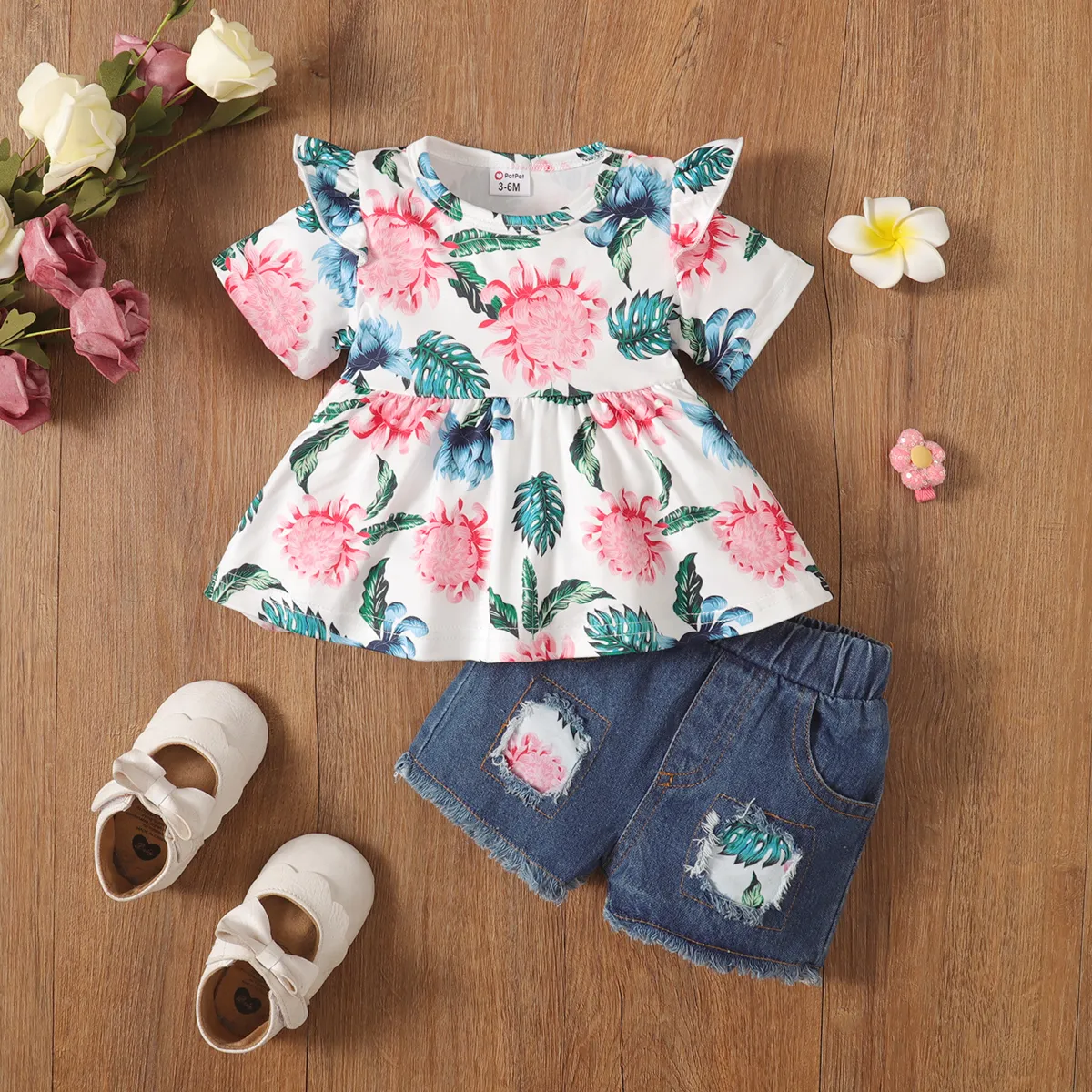 2pcs Baby Girl Allover Floral Print Short-sleeve Top and Ripped Denim Shorts Set  big image 1
