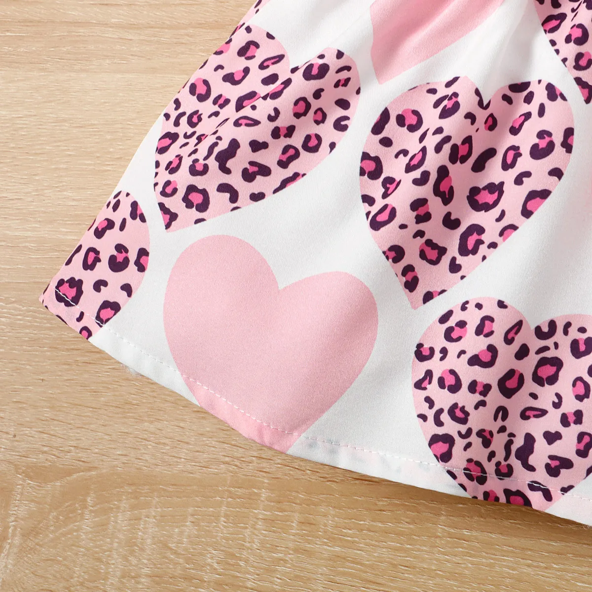 Baby Girl Leopard Heart Print Bow Front Puff-sleeve Dress   image 5
