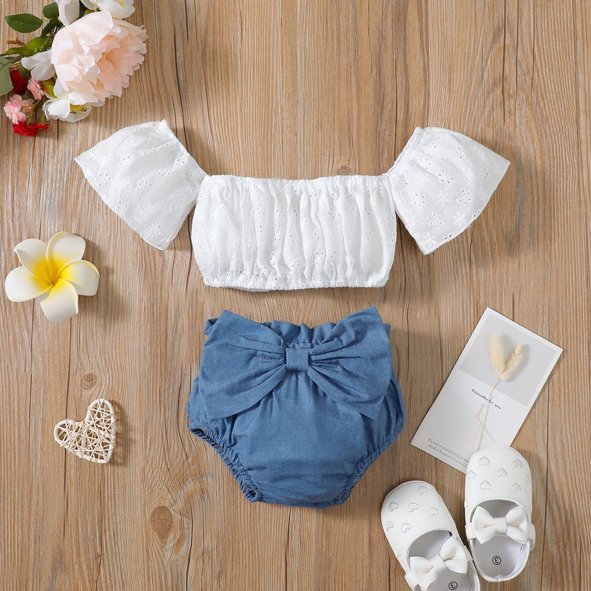 2pcs Baby Girl 100% Cotton Eyelet Embroidery Off-Shoulder Top And Bow Front Shorts Set