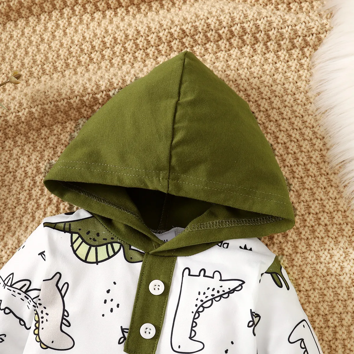 Baby Boy Buttons Front Dinosaur Pattern Long-sleeve Hooded Jumpsuit   image 3