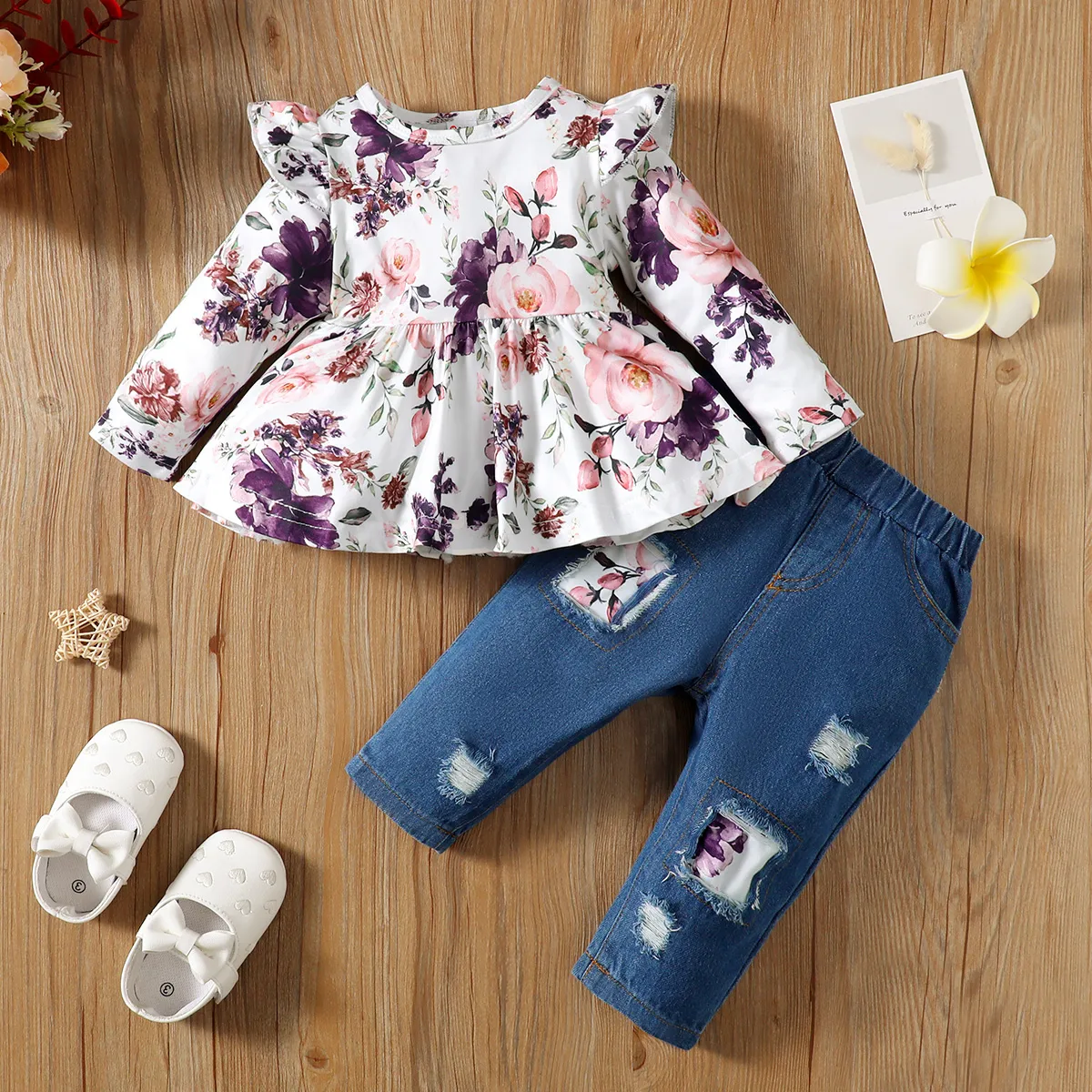 2pcs Baby Girl Allover Floral Print Ruffle Long-sleeve Top and 95% Cotton Ripped Jeans Set  image 3