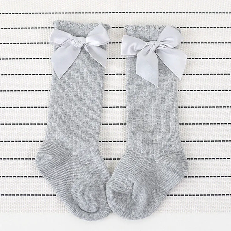 Chaussettes douces à décor de nœuds solides pour bébé et fille en bas âge Gris Clair big image 1