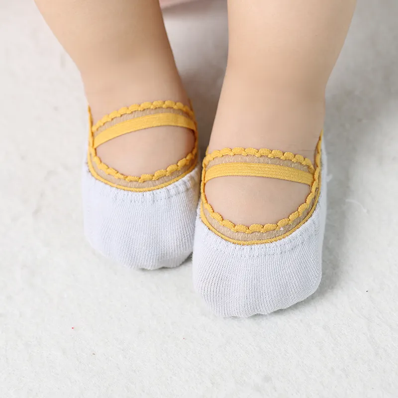 Baby / Toddler Stylish Solid Lace Trim Socks Light Grey