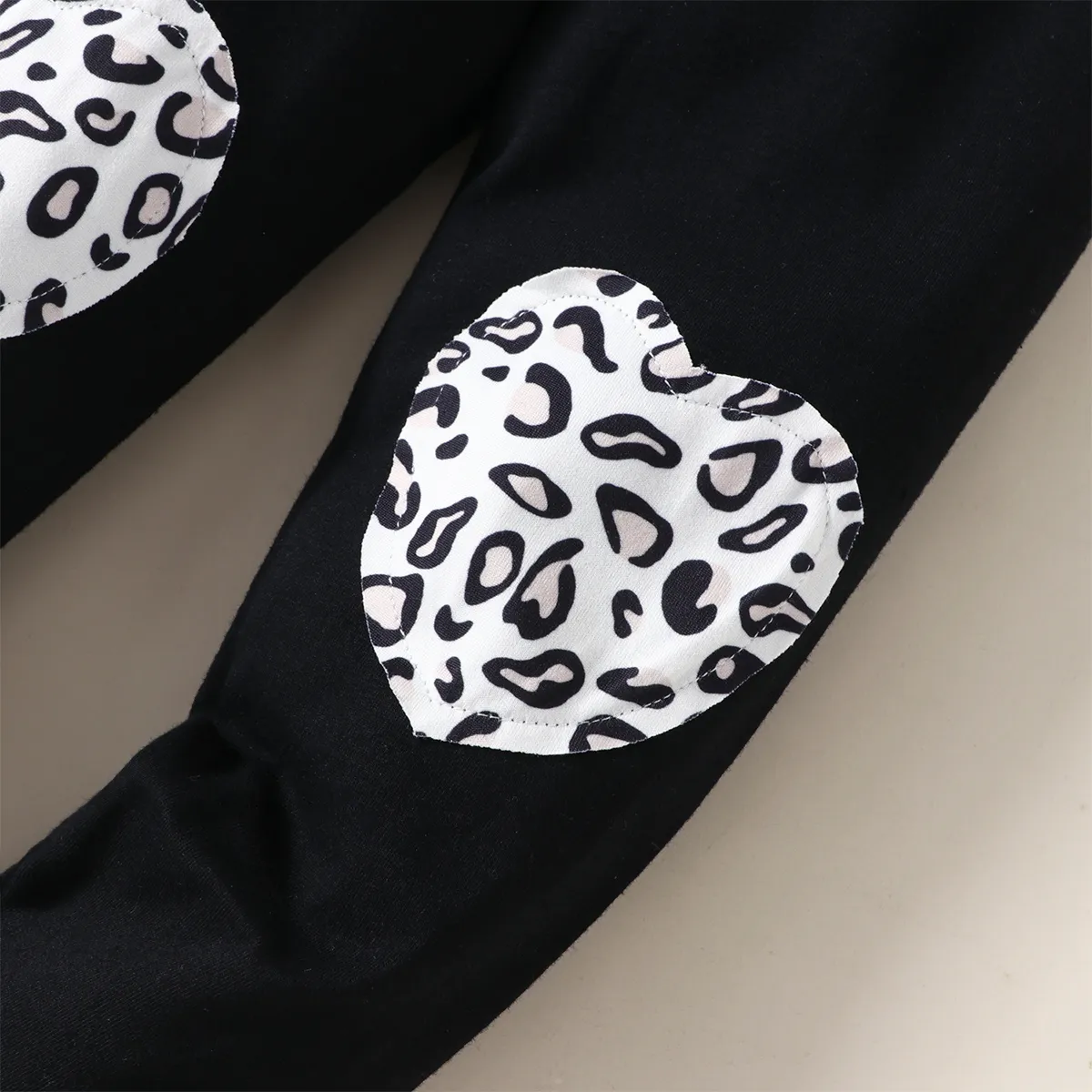 2-piece Toddler Girl Leopard Print Flutter Long-sleeve Top and Heart Pattern Pants Set Black big image 1