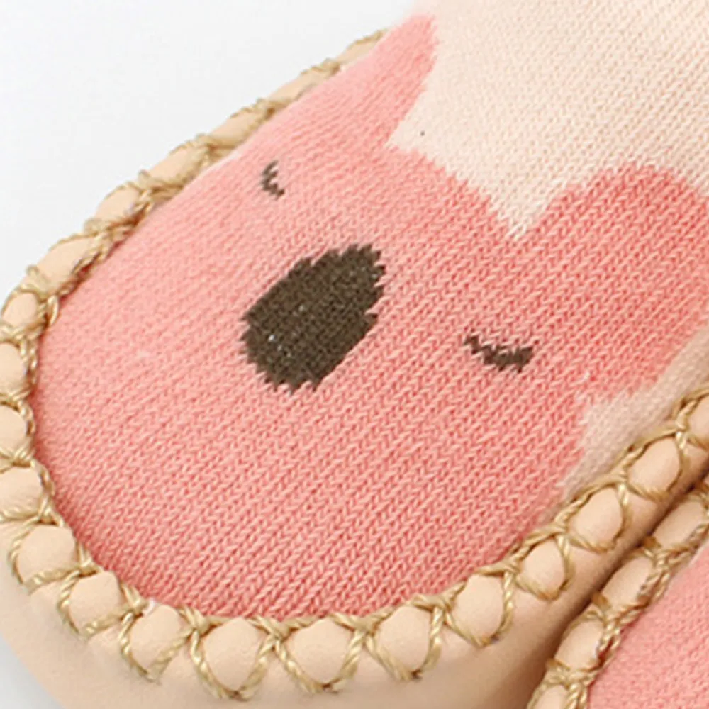 Rutschfeste Schuhsocken mit Baby Animal-Print rosa big image 1