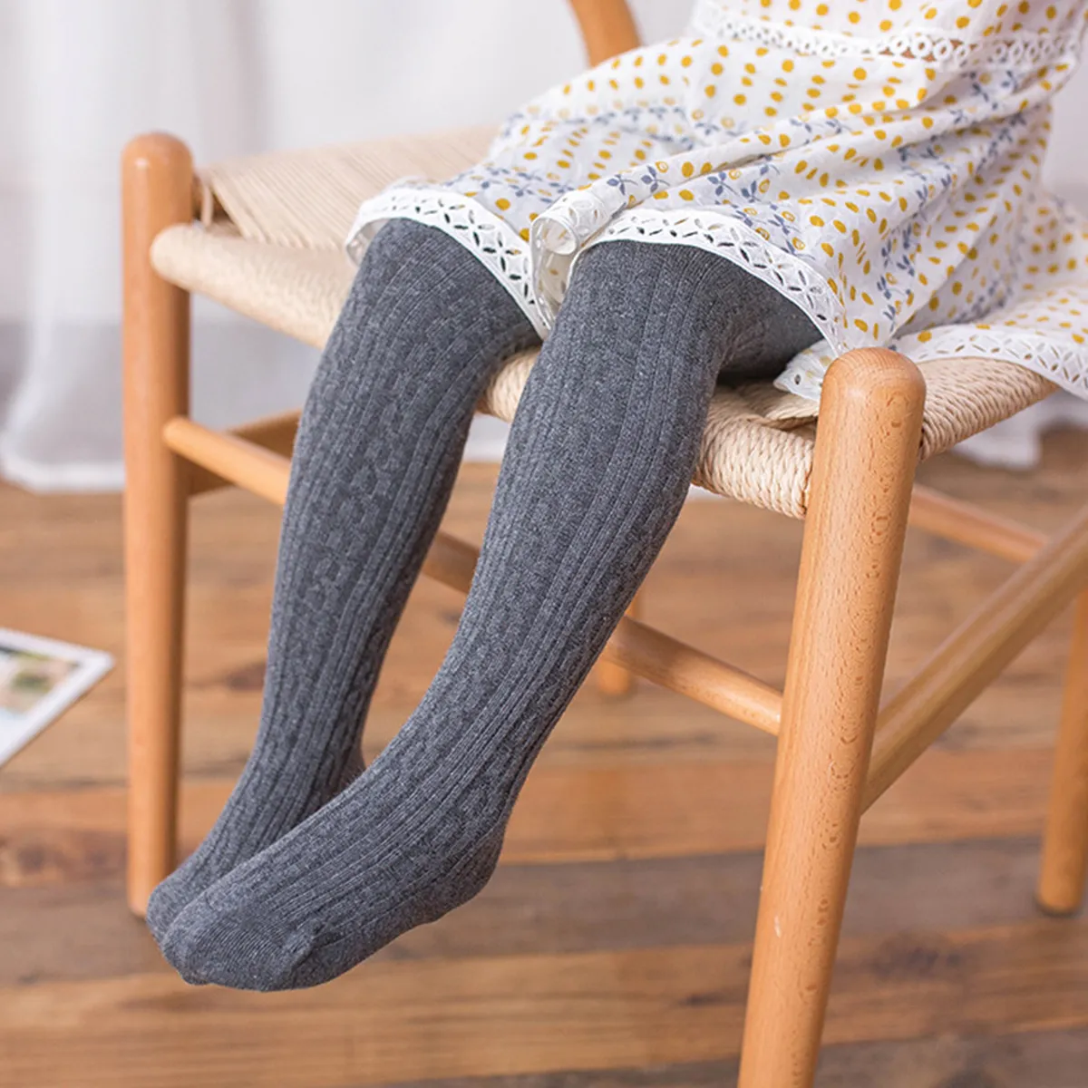 Meia-calça casual quentinha de tricô e sem estampa para menina pequena Cinza Escuro big image 1