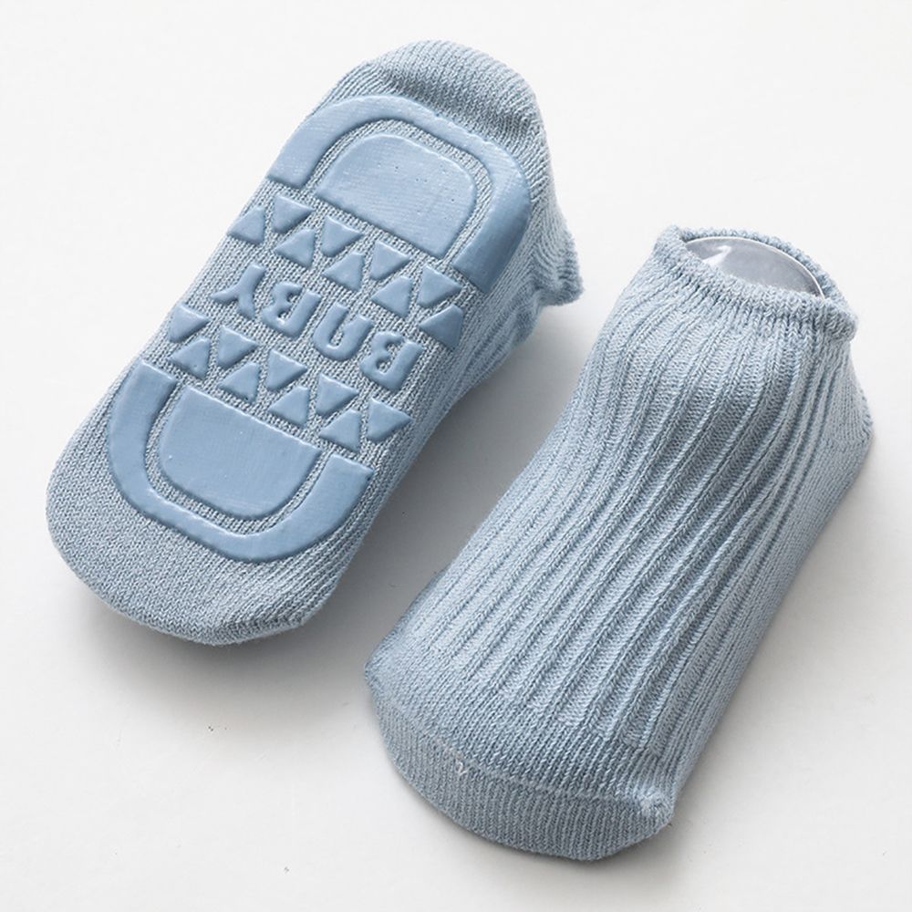 

Baby Boy 2pcs Animal Print Top and Lion Applique Denim Overalls Set/ Socks/ Canvas Shoes