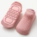 chaussettes tricotées solides pour bébé / tout-petit  image 1