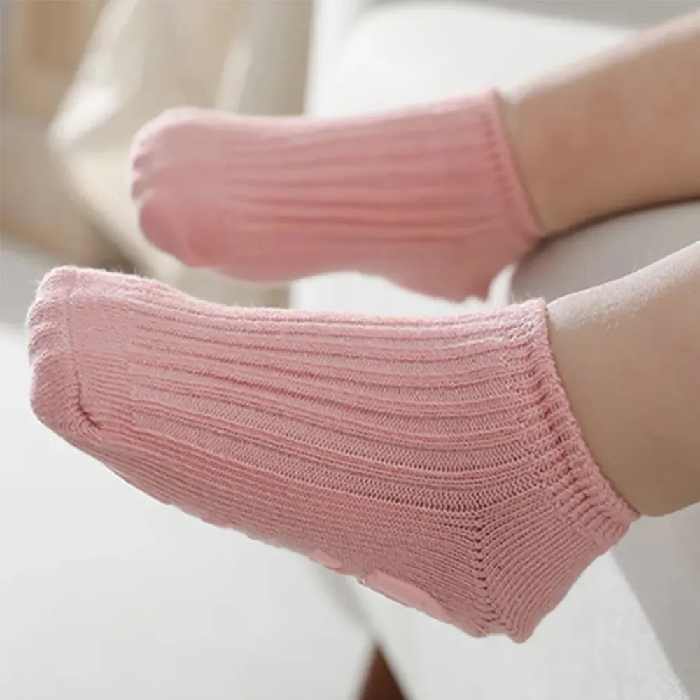 chaussettes tricotées solides pour bébé / tout-petit big image 3