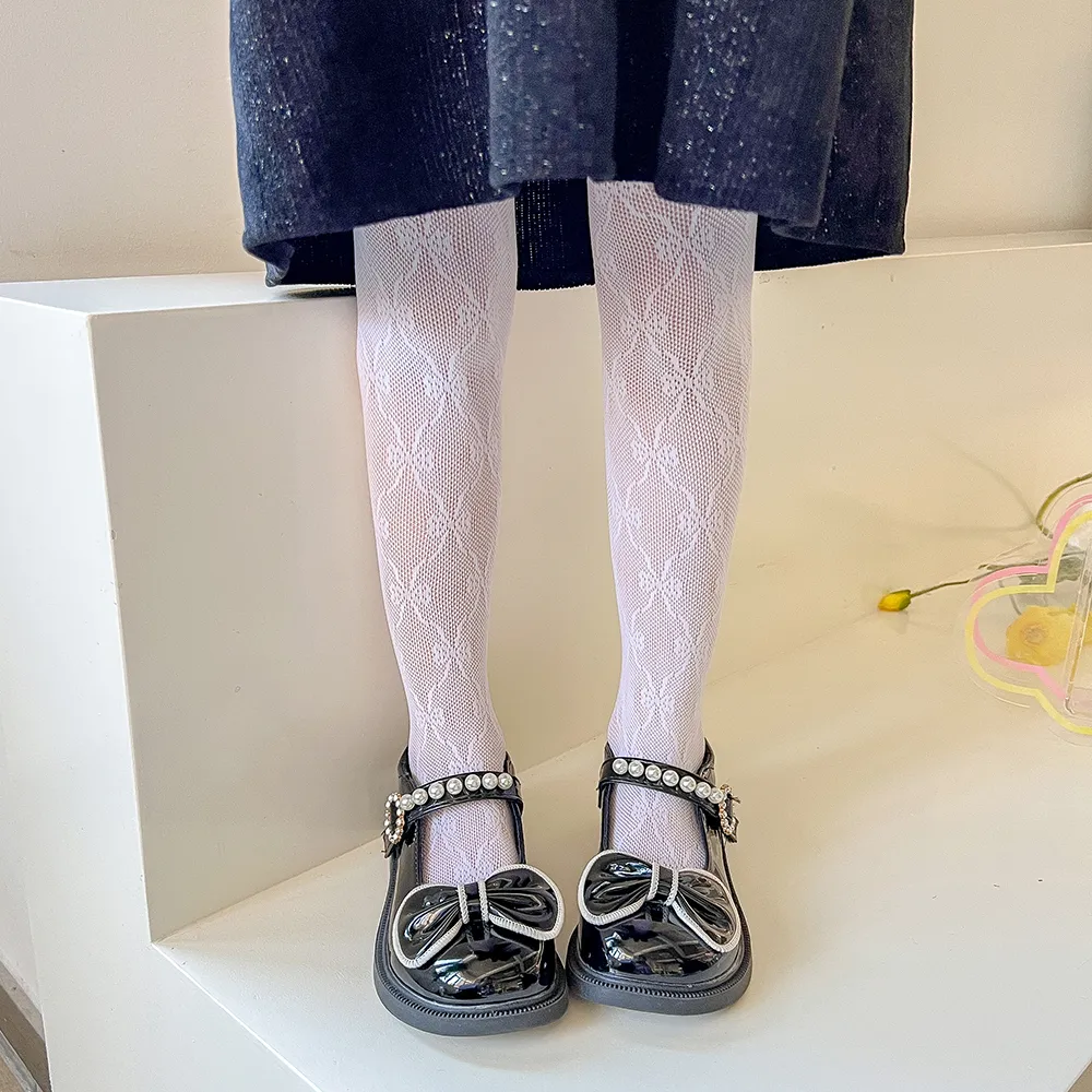 Baby / Toddler Floral Graphic Fishnet Socks  image 2