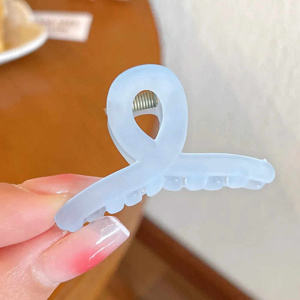 6-pack Solid Mini Hair Claw for Girls  image 3