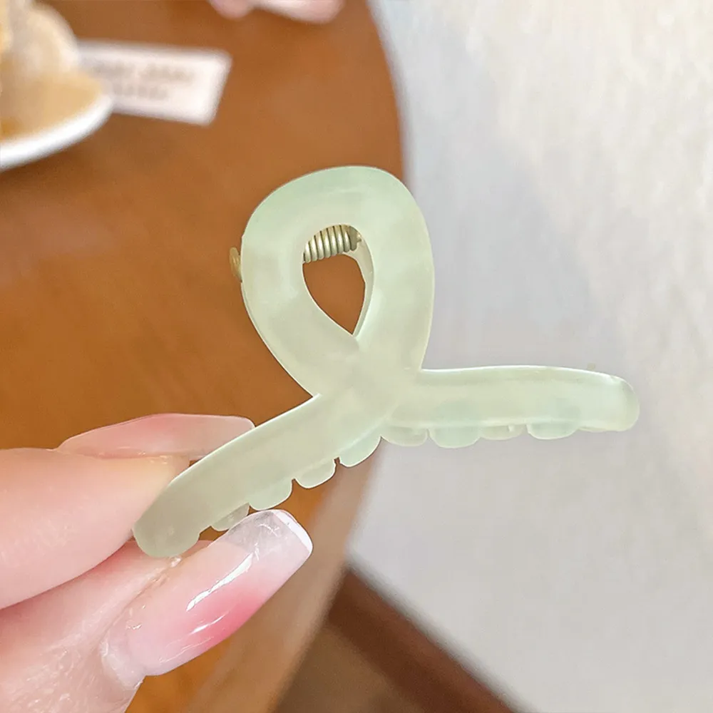 6-pack Solid Mini Hair Claw for Girls  image 5