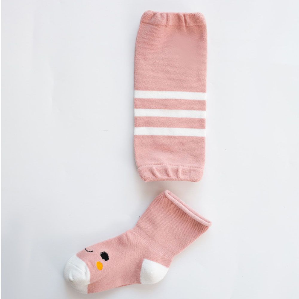 

Baby Childlike Knee Socks Set by Animal Print