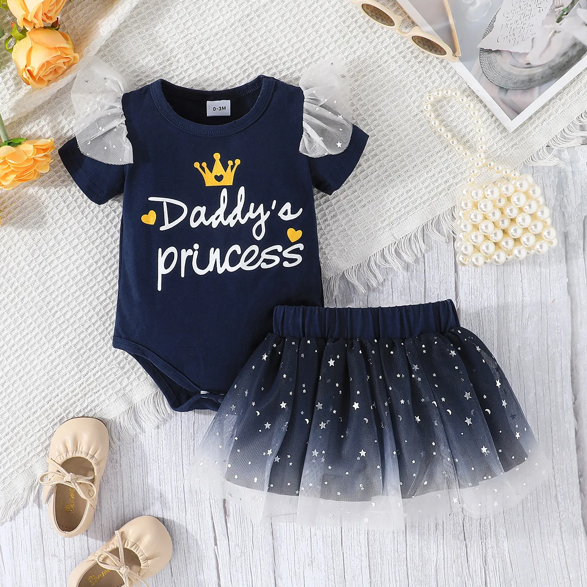 2pcs Baby Girl 95% Cotton Crown & Letter Print Short-sleeve Romper and Glittery Stars Mesh Skirt Set  image 1