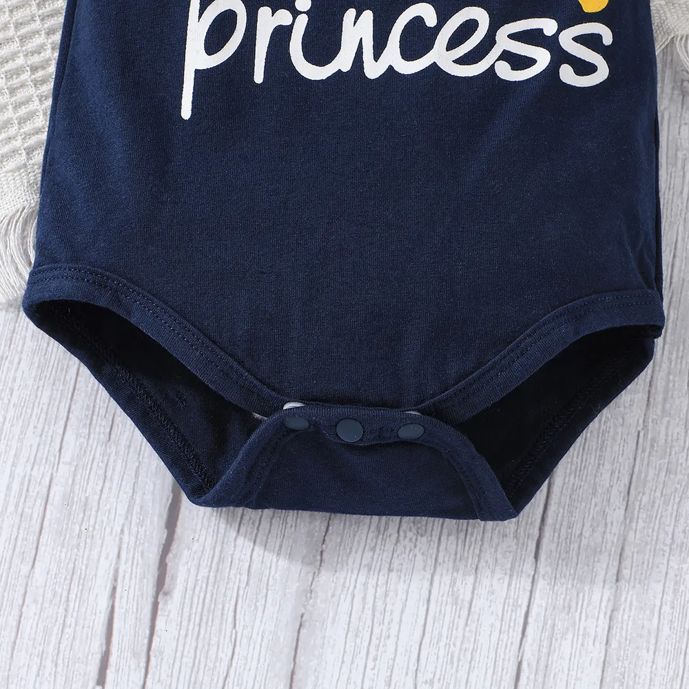 2pcs Baby Girl 95% Cotton Crown & Letter Print Short-sleeve Romper and Glittery Stars Mesh Skirt Set big image 7