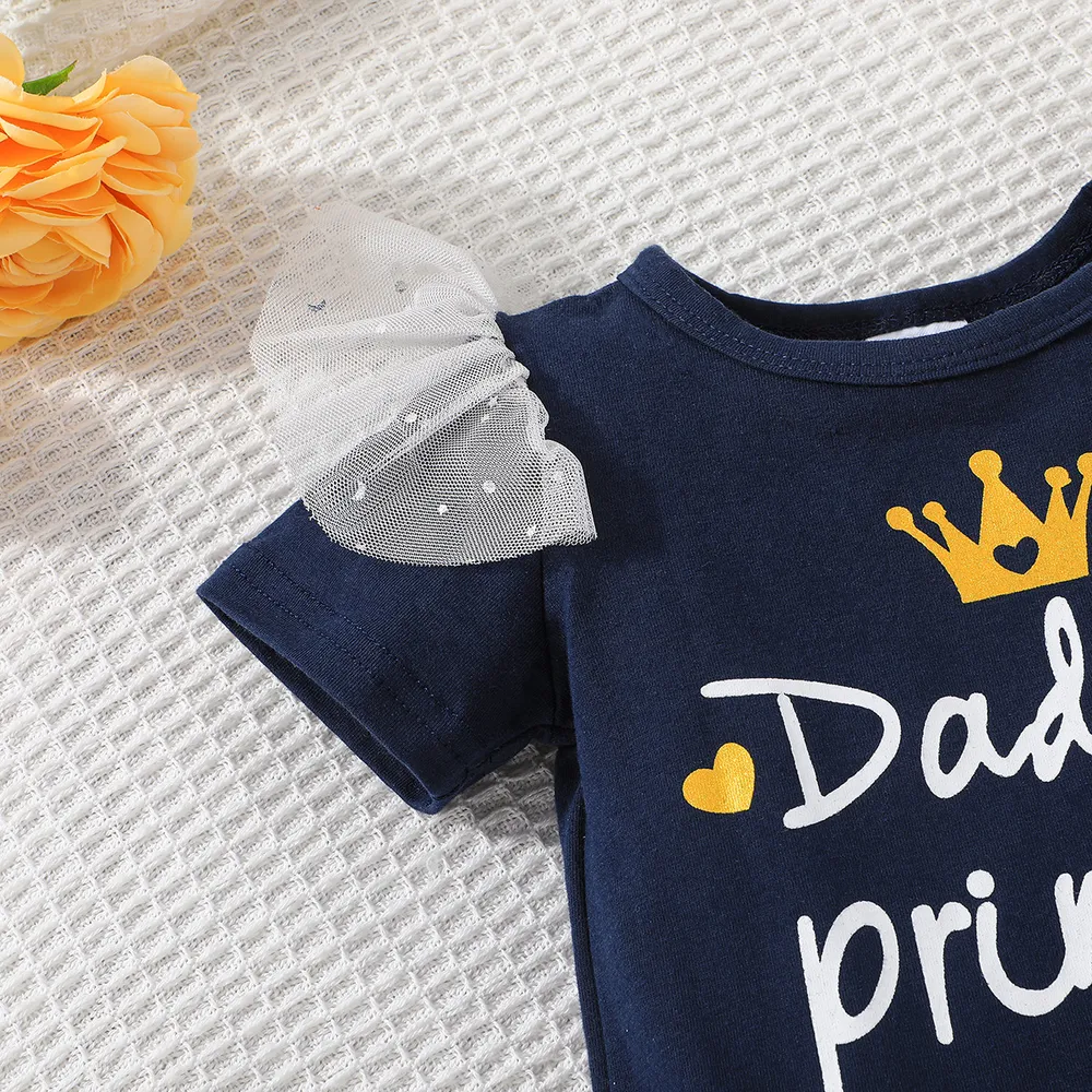 2pcs Baby Girl 95% Cotton Crown & Letter Print Short-sleeve Romper and Glittery Stars Mesh Skirt Set big image 4