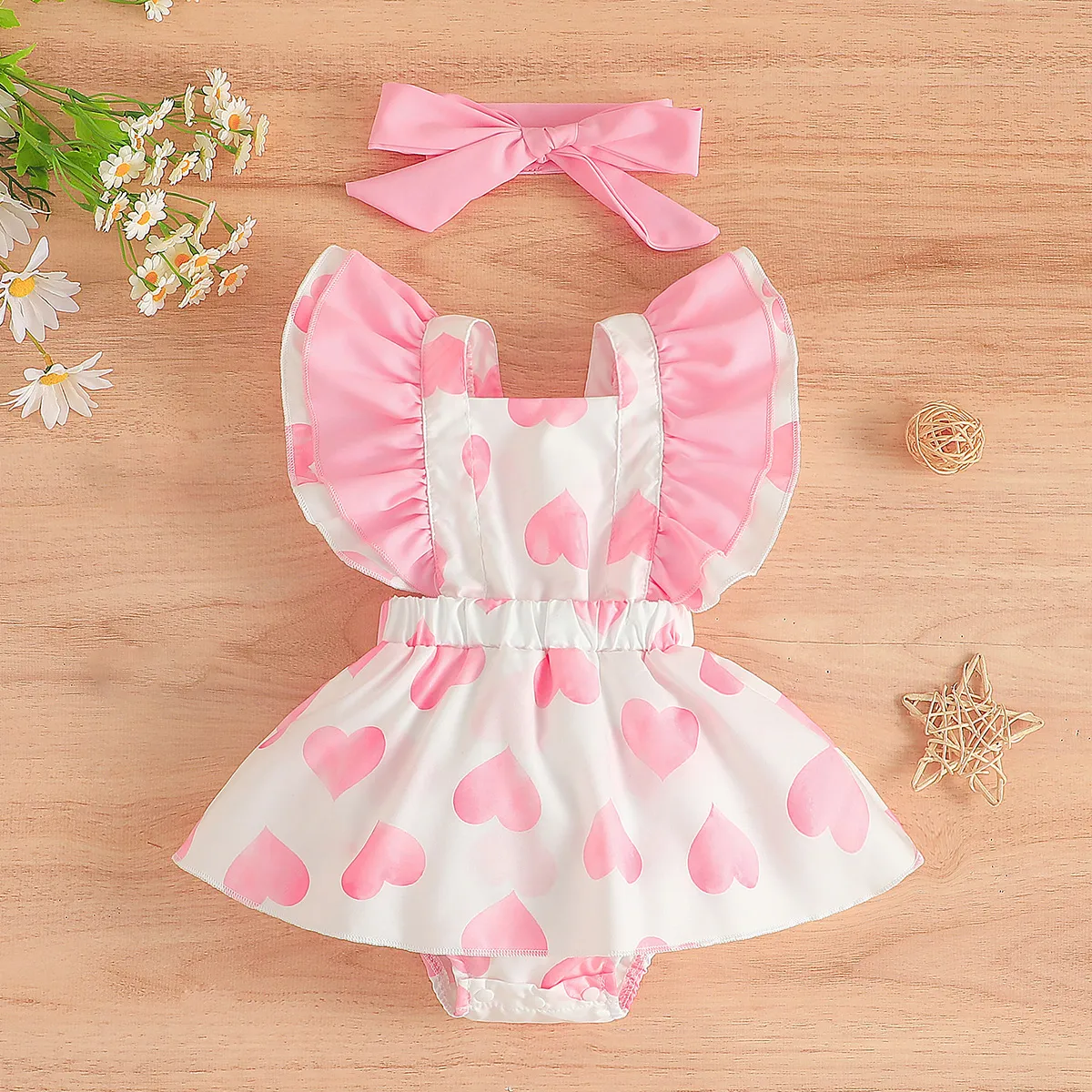 2pcs Baby Girl Allover Heart Print Flutter-sleeve Romper and Headband Set Pink big image 1