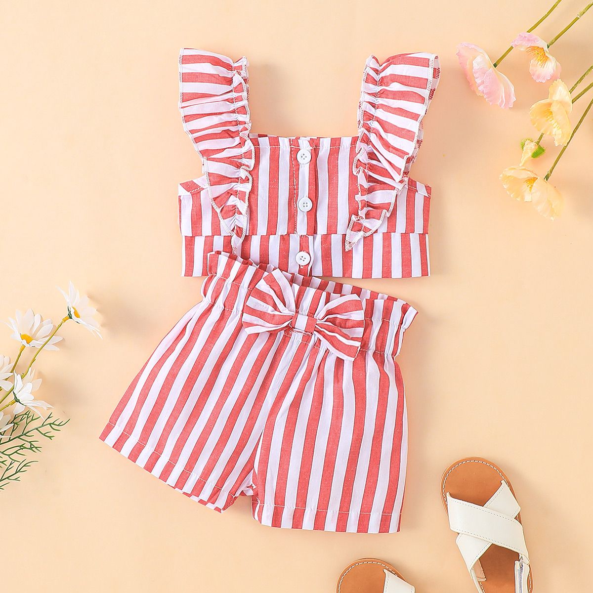 2pcs Baby Girl Front Buttons Ruffle Stripe Top And Bow Decor Shorts Set
