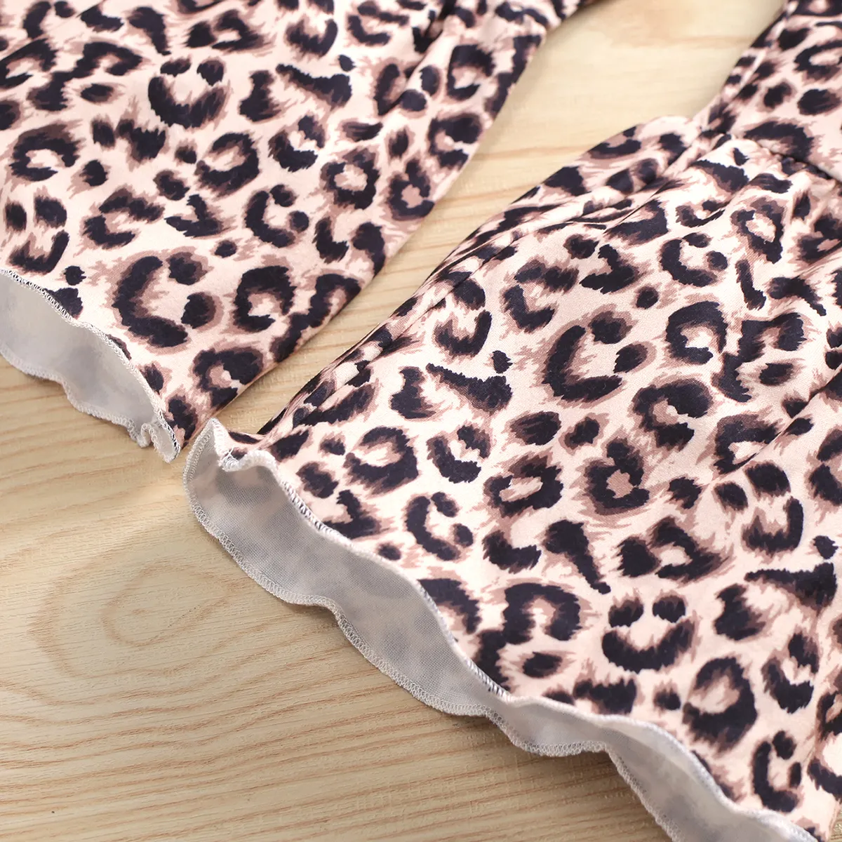 2 unidades Criança Menina Hipertátil/3D Bonito Padrão de leopardo conjuntos de moletom Castanho big image 1
