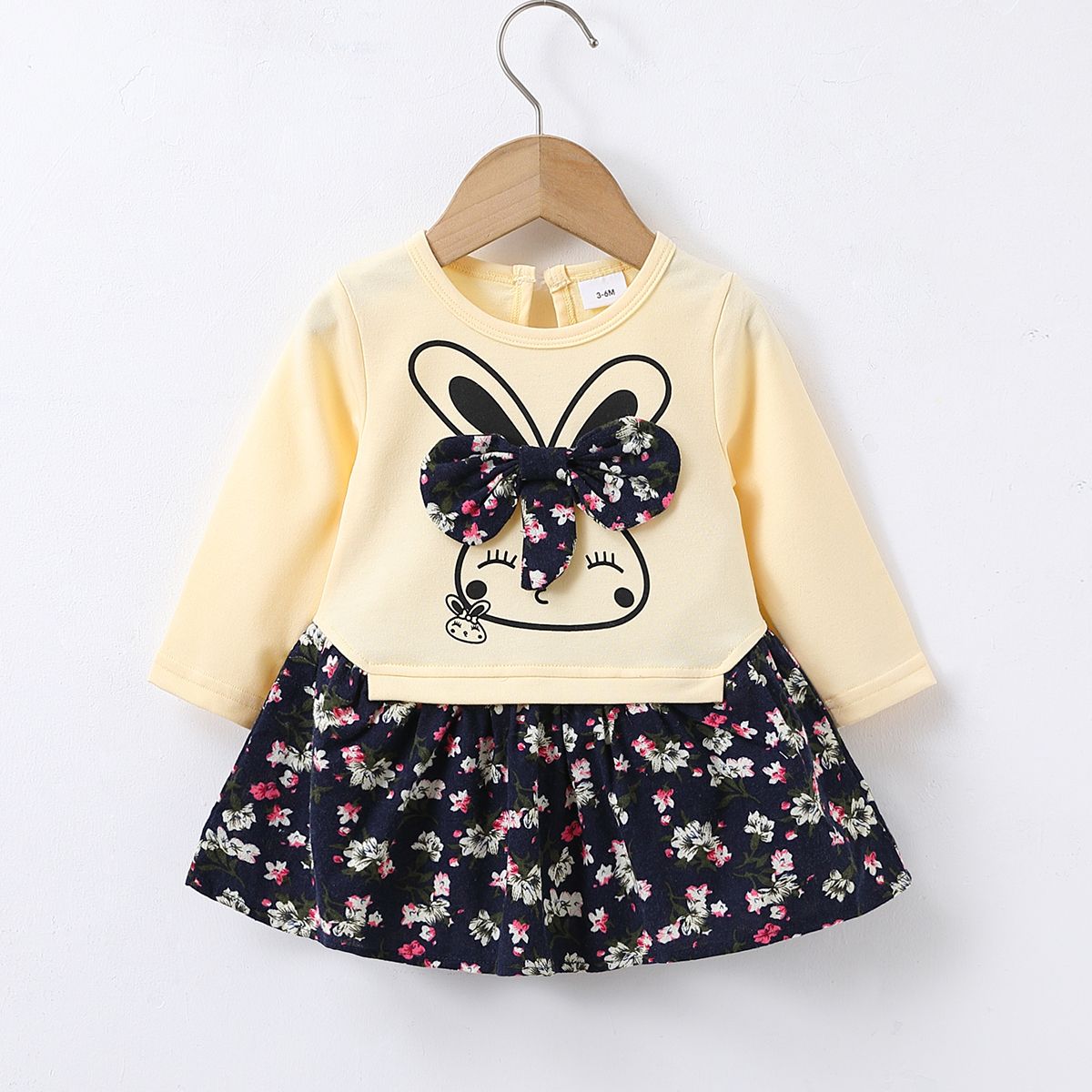 Baby Girl 95% Cotton Long-sleeve Cartoon Rabbit and Floral Print Bowknot Faux-two Dress