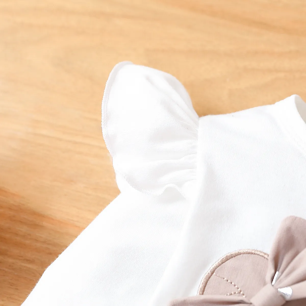 2pcs Toddler Girl Bear Pattern Mesh Flutter Sleeve Suit-Dress White big image 1