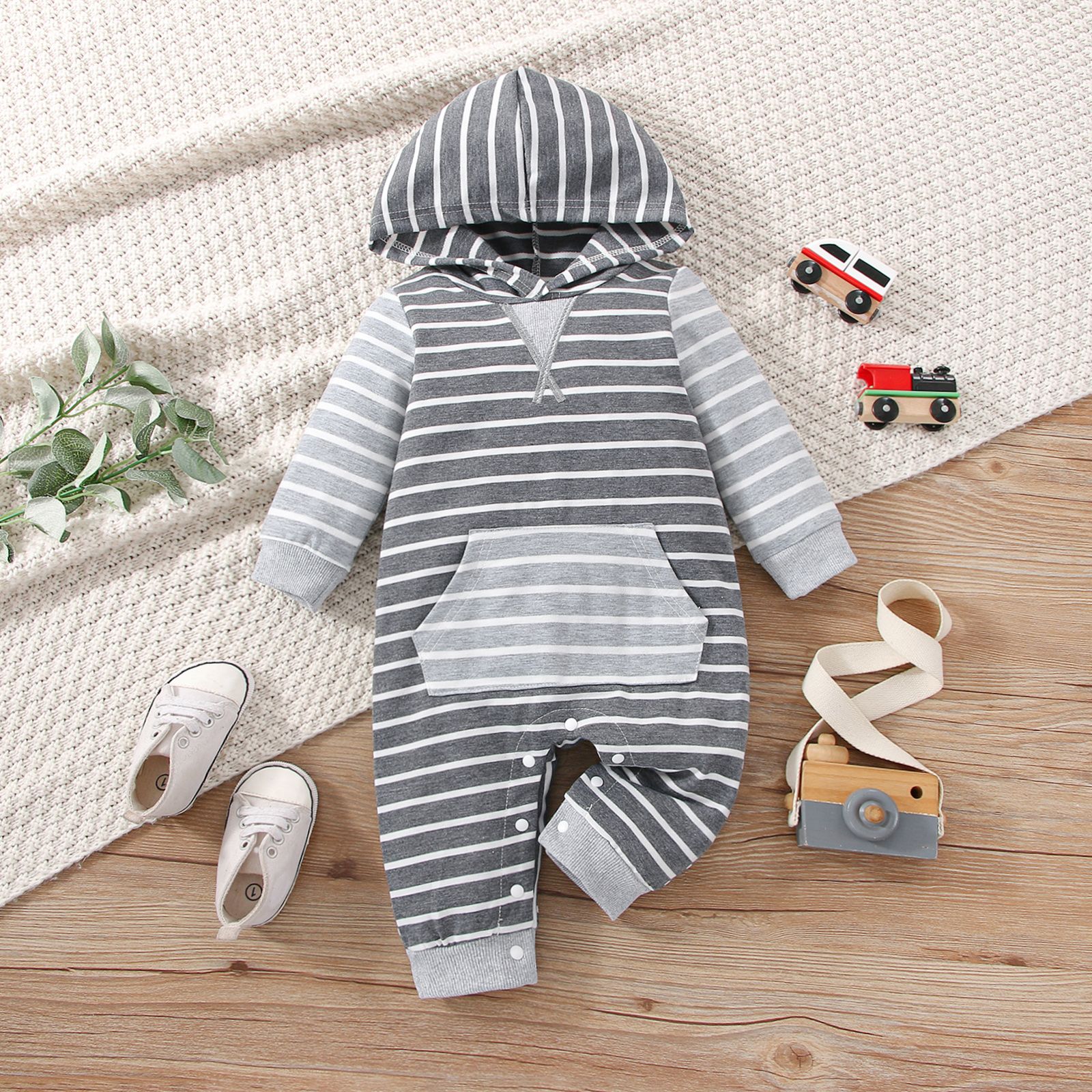 

Baby Boy/Girl Grey Striped Hooded Long-sleeve Spliced Jumpsuit