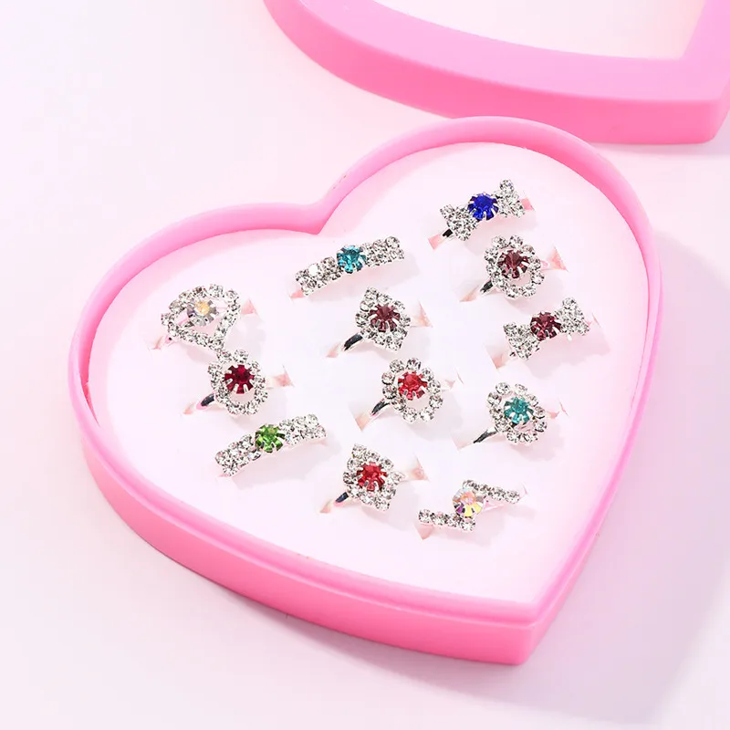 Conjunto de 12 anéis de pedras preciosas com strass para crianças, conjuntos de joias com vitrine em forma de coração para meninas (padrão aleatório) Multicolorido big image 1