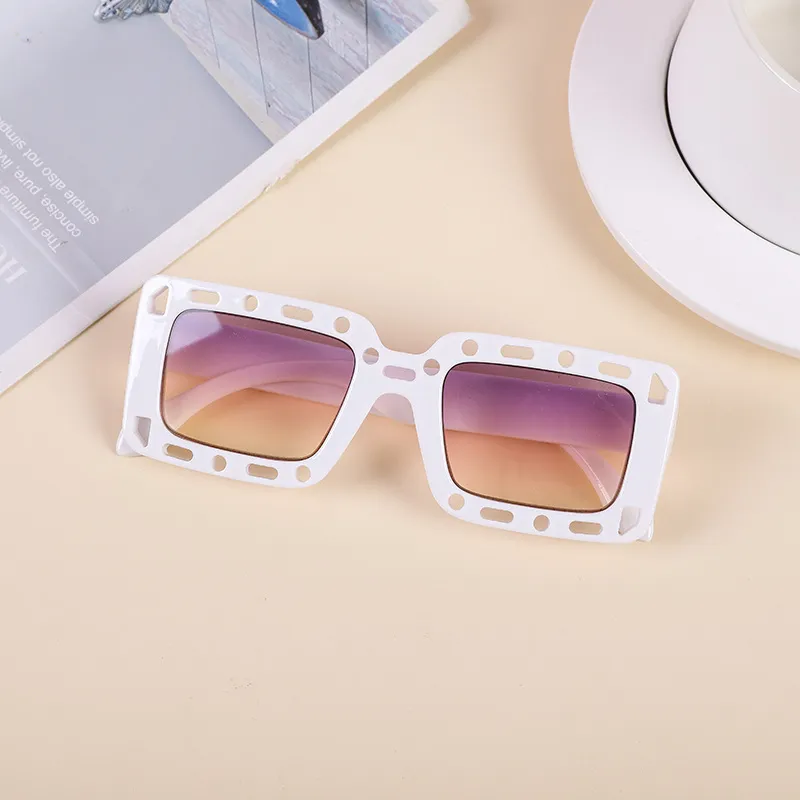 Toddler/Kid Geometric Frame Fashion Hollow Glasses (With Glasses Case) White image 3