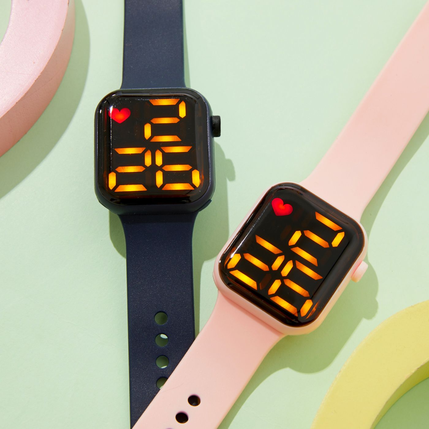 Toddler / Kid LED Watch Digital Smart Square Electronic Watch (avec Boîte D’emballage)