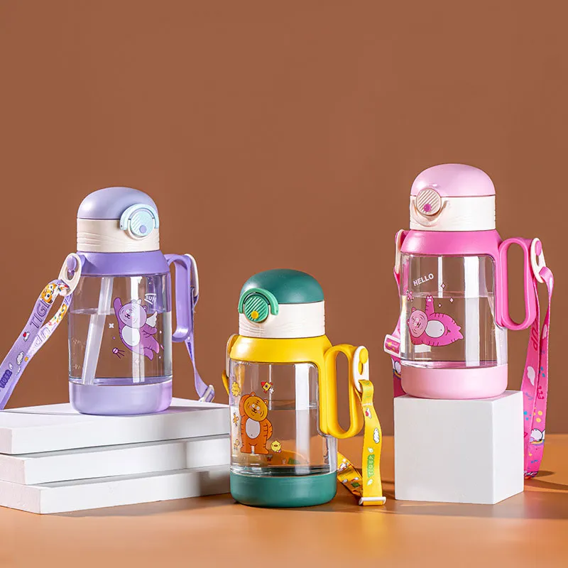 500ML/16.91OZ Cute Cartoon Pattern Kids Straw Water Bottle Plastic Portable and Detachable Straws Water Bottle with Lanyard big image 1