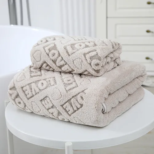 Toalhas de banho grossas de lã de coral Carta oca para fora Toalhas absorventes macias Cobertores de banho
