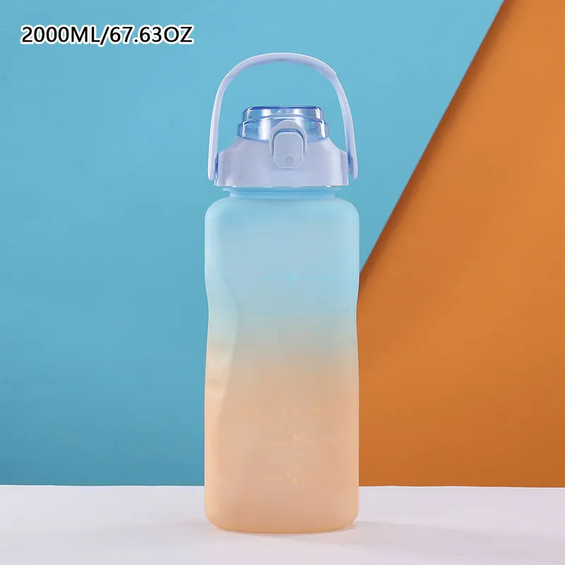 2000 مللي / 67.64 أوقية زجاجة مياه متدرجة من القش بلوري سعة كبيرة زجاجة رياضية للكبار في الهواء الطلق كوب ماء محمول الضوء الأزرق big image 1