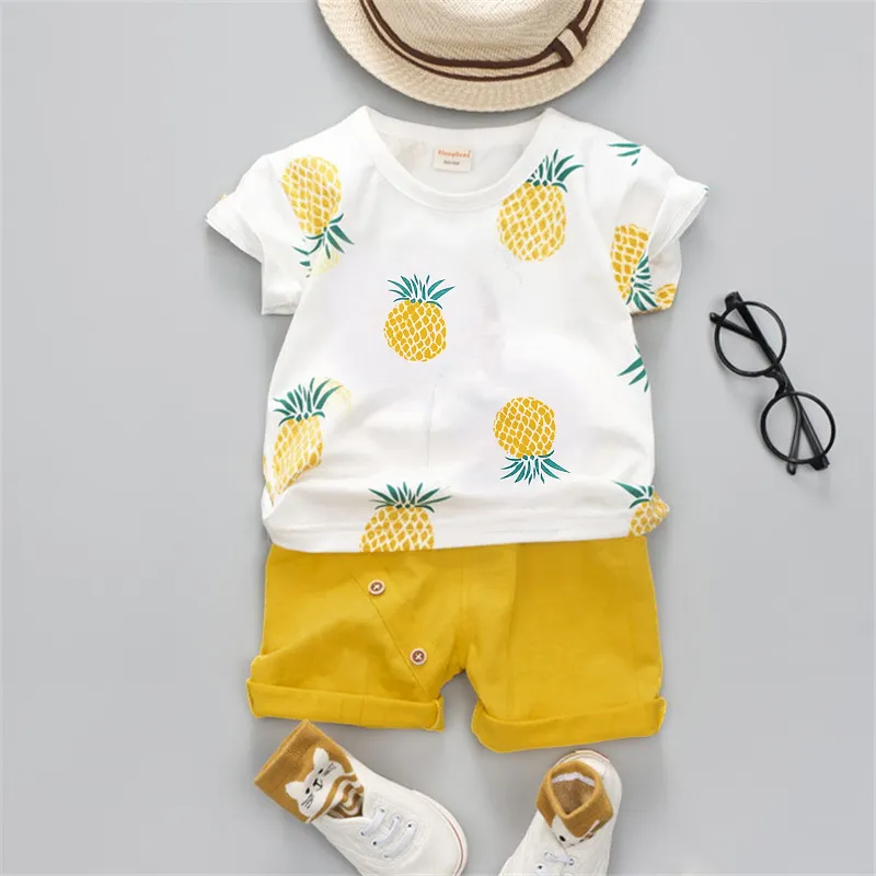 2pcs Baby Boy 95% Cotton Short-sleeve Pineapple Print Tee and Solid Shorts Set Yellow big image 1