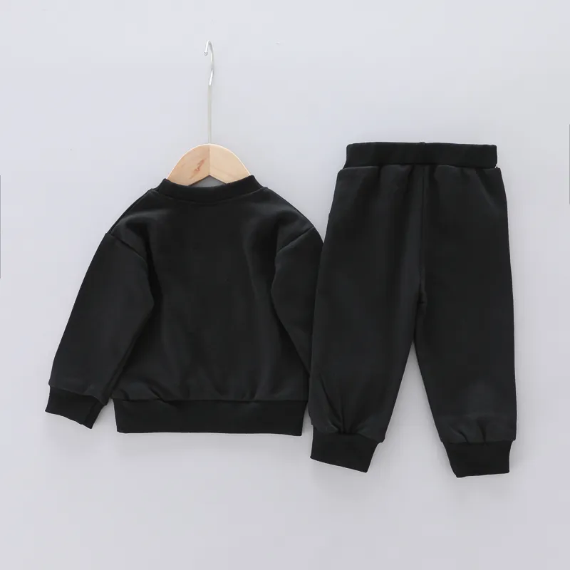 2pcs Baby Boy/Girl Bear Embroidered Black Long-sleeve Sweatshirt and Sweatpants Set Black image 2