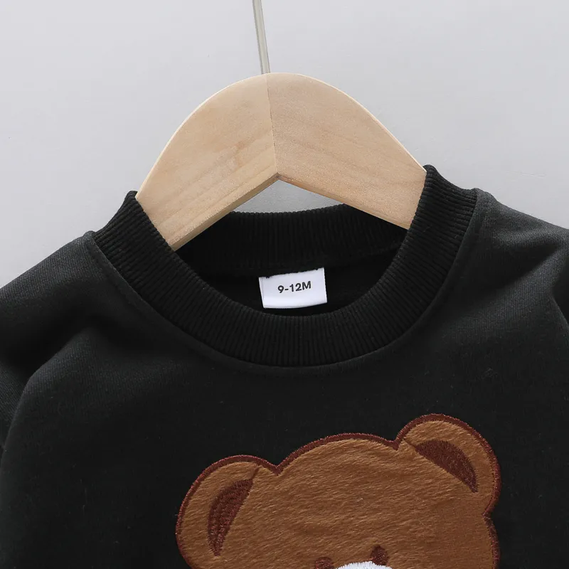 2pcs Baby Boy/Girl Bear Embroidered Black Long-sleeve Sweatshirt and Sweatpants Set Black image 3
