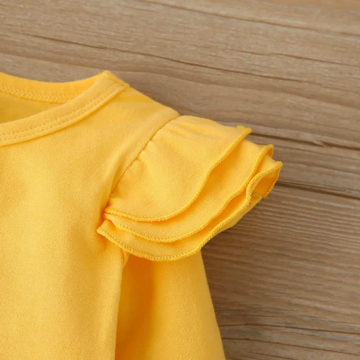 3pcs Baby Girl 95% Cotton Ruffle Long-sleeve Romper and Sunflower Floral Print Pants with Headband Set Yellow image 3