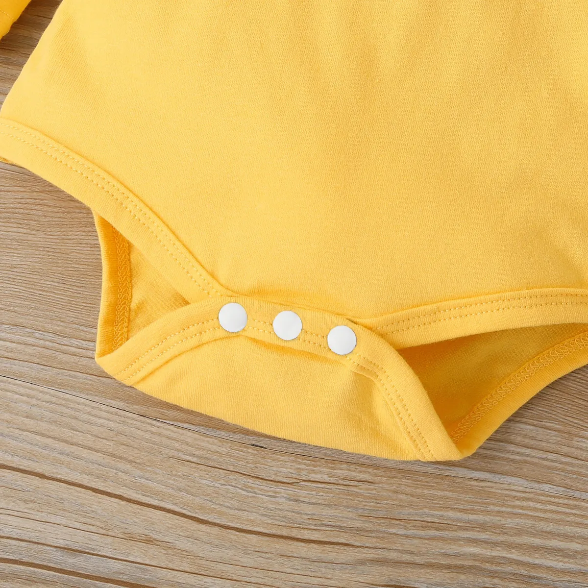 3pcs Baby Girl 95% Cotton Ruffle Long-sleeve Romper and Sunflower Floral Print Pants with Headband Set Yellow image 4