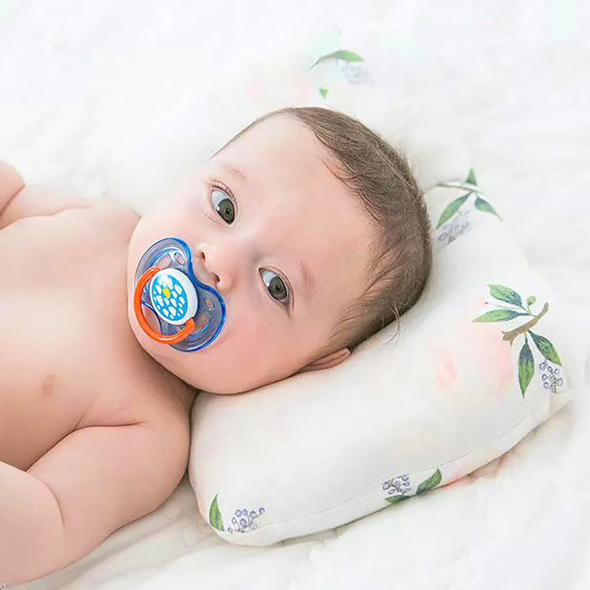 100% Cotton Baby Newborn Sleeping Pillow To Help Prevent And Treat Flat Head Syndrome