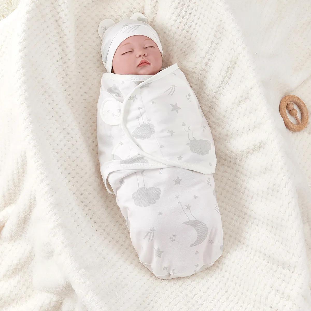 Unisex Cotton Medium Thin Sleeping Bag with Stars/Moon/Clouds Pattern