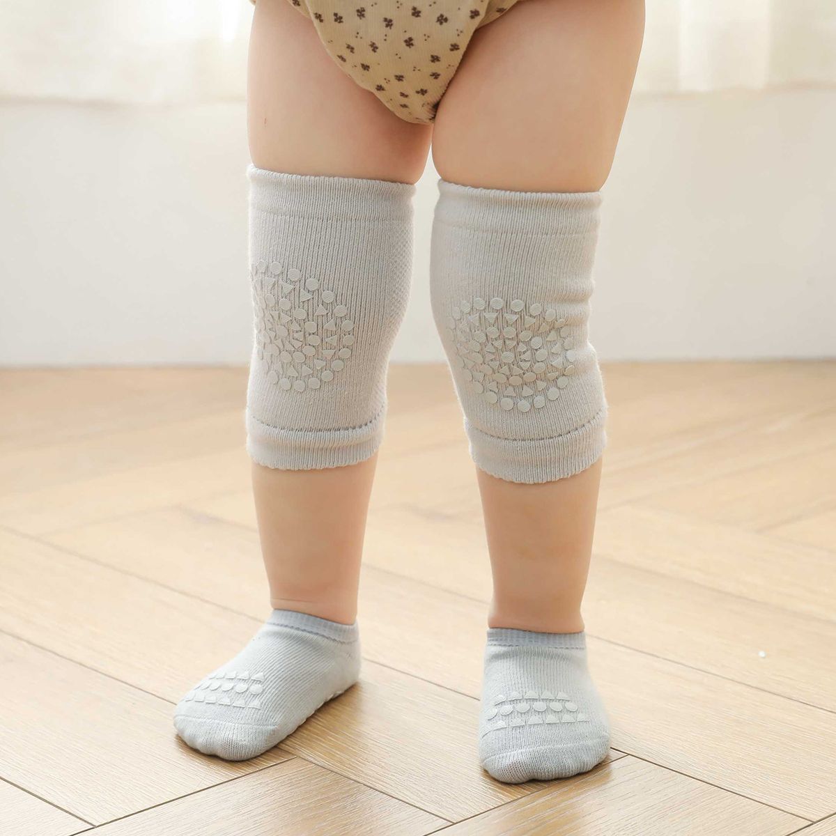 

Baby basic Pure -colored dot glue anti -sliding knee sock set