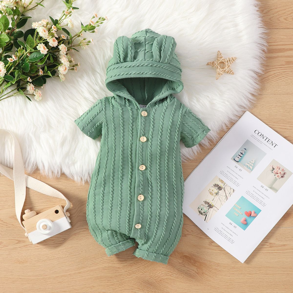 

Baby Boy/Girl Imitation Knitting Short-sleeve 3D Ears Hooded Button Up Romper